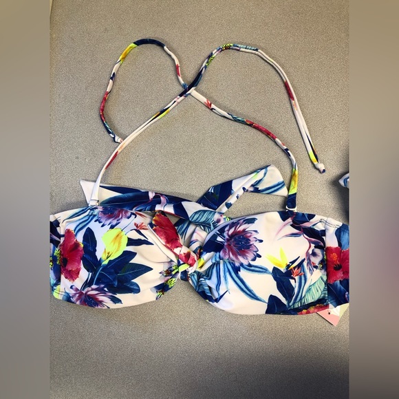 Strapless Pattern Swimsuit Set - Picture 3 of 7